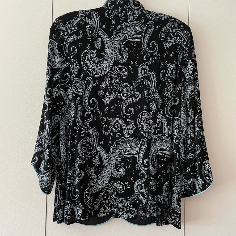 2-piece evening shell and jacket - Picture 2 of 11
